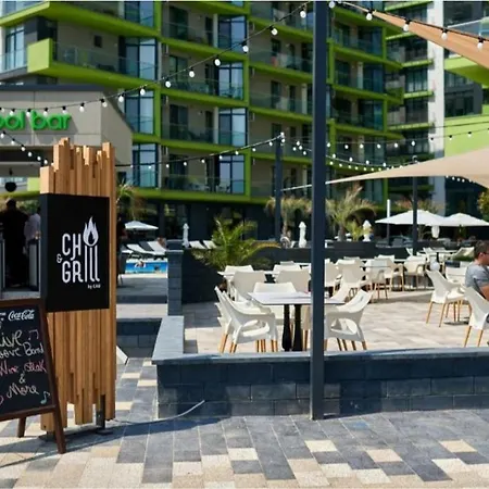 Elysium Pool & Prima Linie La Plaja Διαμέρισμα Năvodari