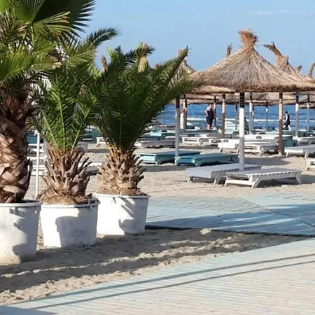 Διαμέρισμα Elysium Pool & Prima Linie La Plaja Năvodari